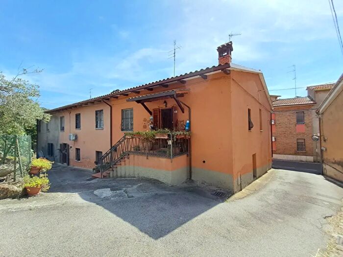 Casa trilocale in vendita in Magione