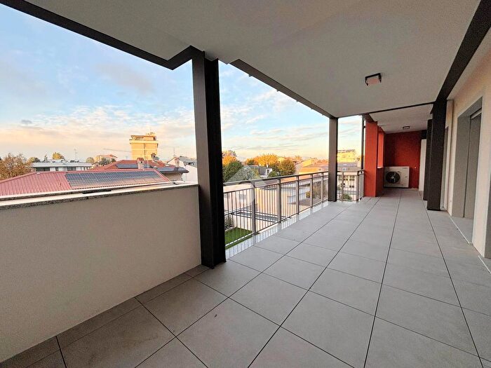 Appartamento quadrilocale in vendita in V SantAgnese, Lissone