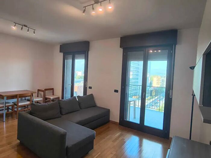 Appartamento bilocale in affitto in Via Angelo Scarsellini, Milano