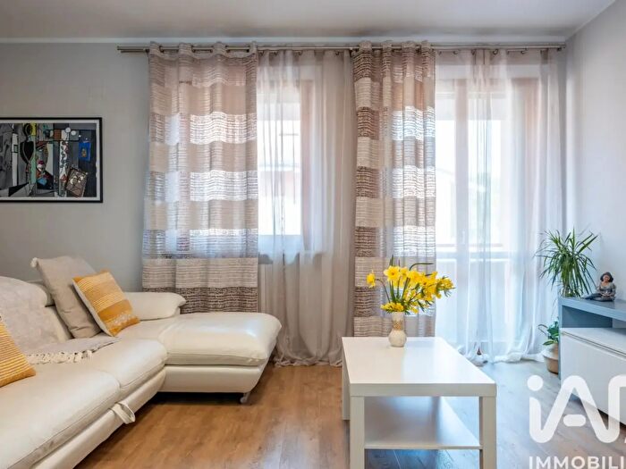 Appartamento quadrilocale in vendita in Via XXV Aprile, Agugliano