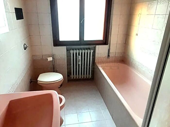 Appartamento con 6 locali in vendita in Via Marco Polo, Mestrino