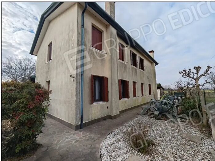 Appartamento quadrilocale in vendita in Via Pallada, Mira