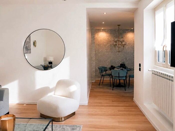 Appartamento quadrilocale in affitto in Via della Spiga, Quadrilatero della Moda, Milano