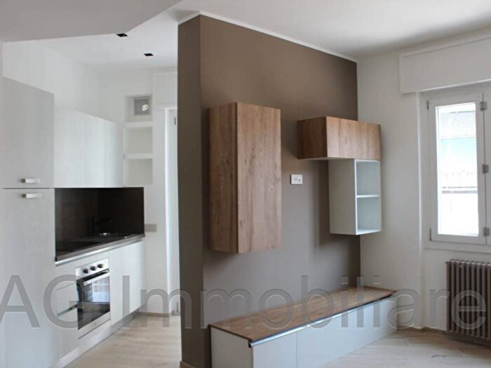 Appartamento bilocale in affitto in Piazza Camillo Benso di Cavour, Intra Centro Storico, Verbania