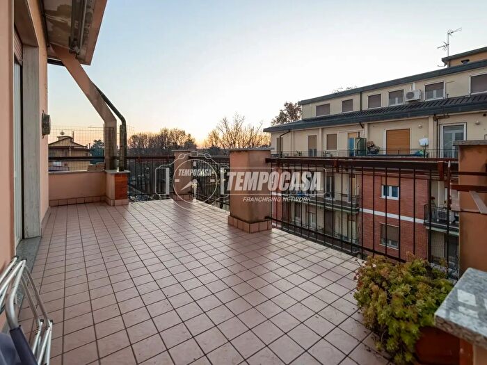 Appartamento quadrilocale in vendita in Via Bologna, Melzo