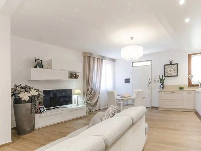 Appartamento bilocale in vendita in Via del Ponte alle Mosse, Firenze