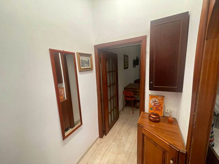 Appartamento bilocale in affitto in Vico Tessitori, Sanità, Napoli