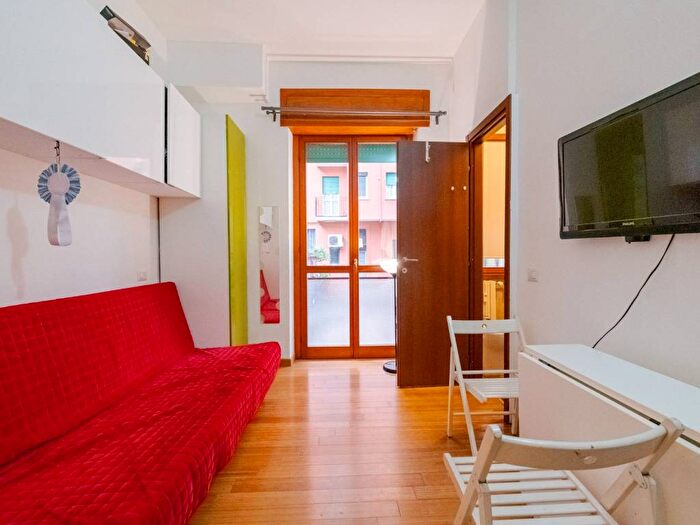 Appartamento monolocale in affitto in Via Giambellino, Giambellino, Milano