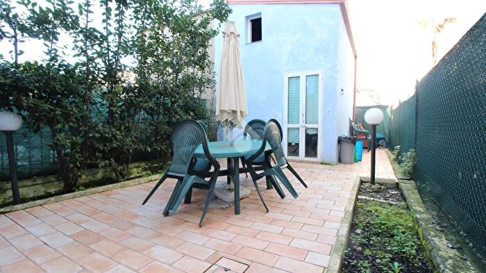 Casa con 5 locali in vendita in Via Cufra, Rimini