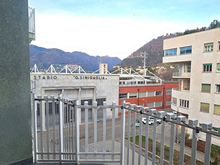 Appartamento trilocale in affitto in Stadio Borgo Vico, Como