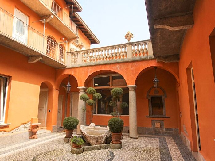 Appartamento monolocale in affitto in Via dei Mille, Centro, Borgomanero