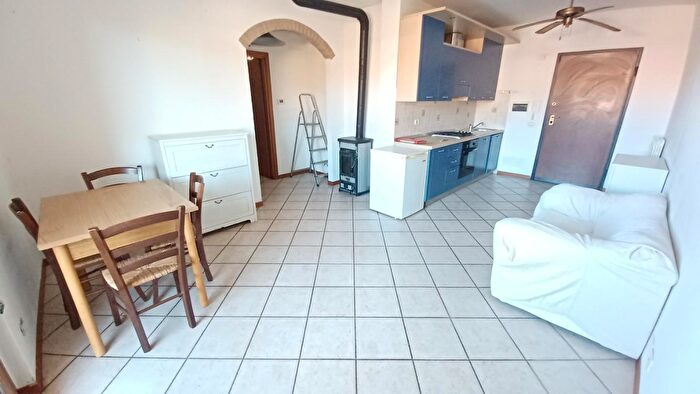 Appartamento trilocale in vendita in Colle Di Val DElsa