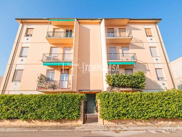 Appartamento quadrilocale in vendita in Via Ignazio Calvi, Finale Emilia