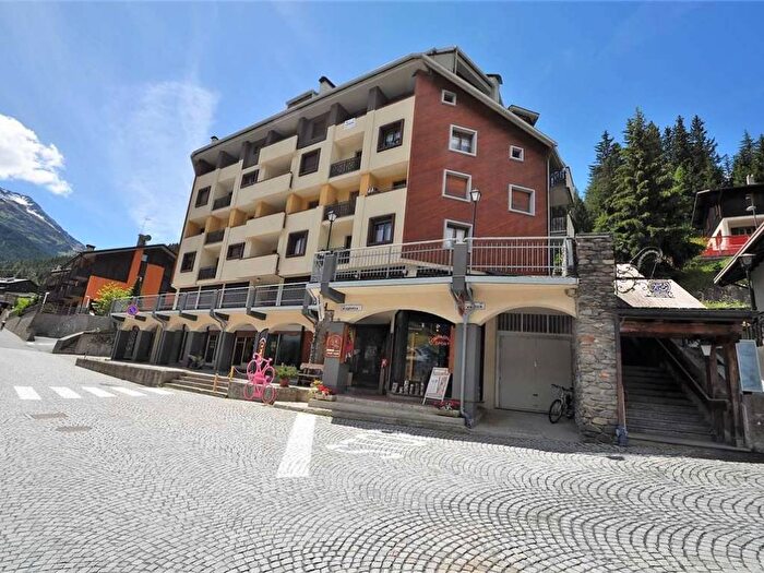 Appartamento trilocale in affitto in PLAGHIERA, Valfurva