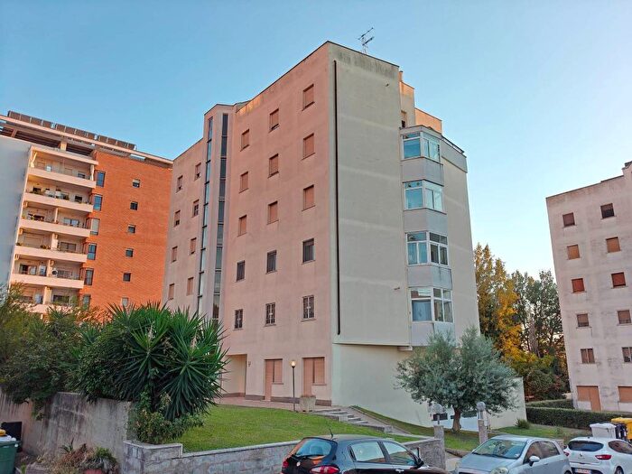 Appartamento bilocale in affitto in Via Don Luigi Sturzo, Pomezia Centro, Pomezia