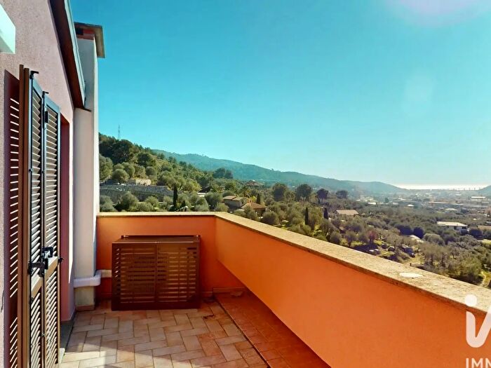 Appartamento trilocale in vendita in Località Costa dAgosti, Andora