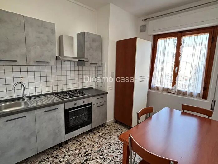 Appartamento trilocale in vendita in Via Arnaldo Billi, Prato