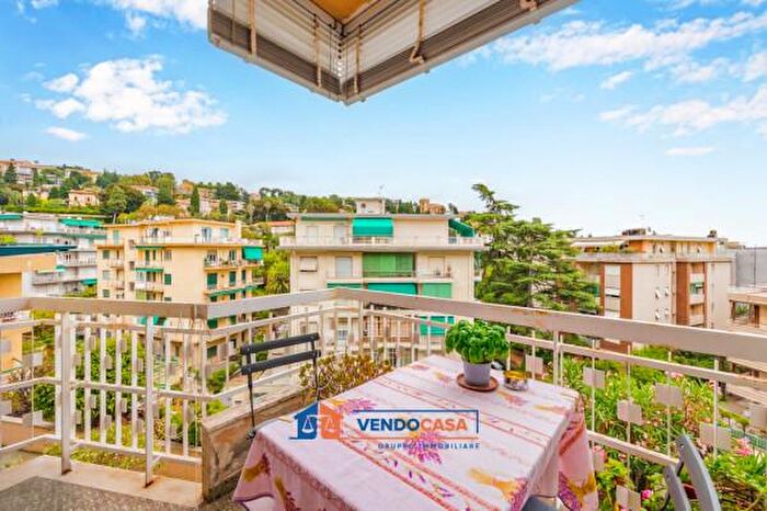 Appartamento bilocale in vendita in Strada Privata Serenella, Sanremo