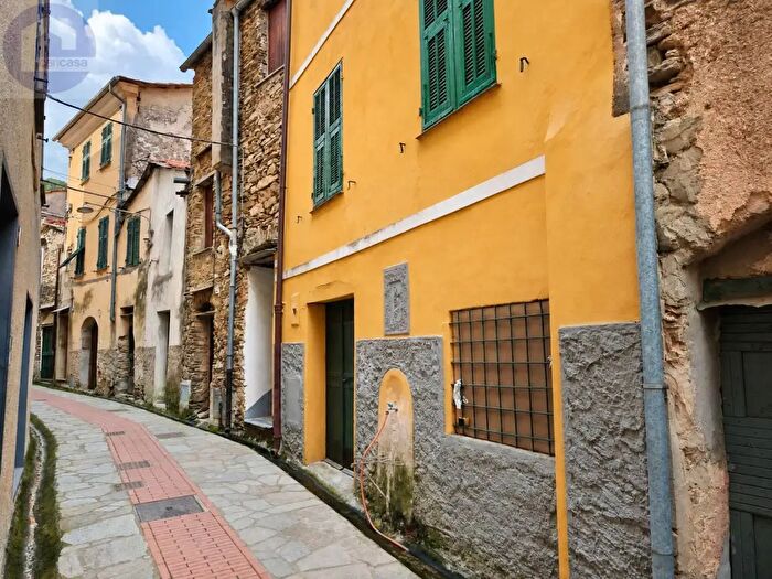 Appartamento quadrilocale in vendita in Via Villa Oreggi, Prela'