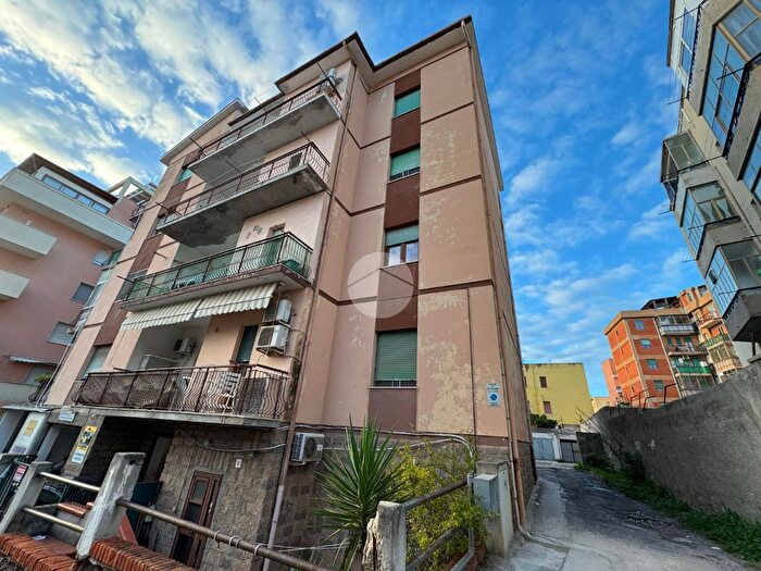 Appartamento trilocale in vendita in Via Baronia, Sassari