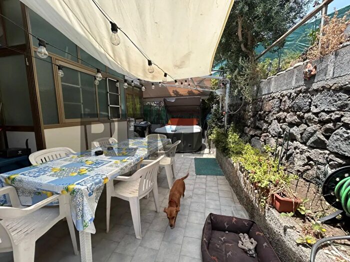 Appartamento trilocale in vendita in Via Madonna dell'Aiuto b, Acireale