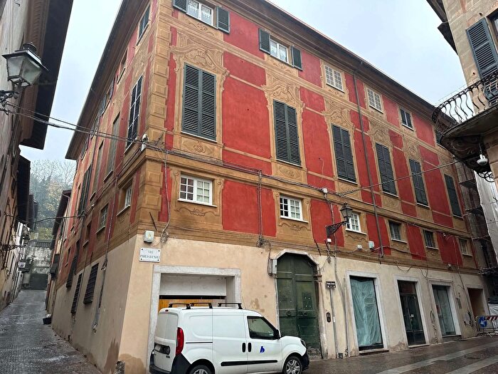 Appartamento con 5 locali in vendita in Novi Ligure