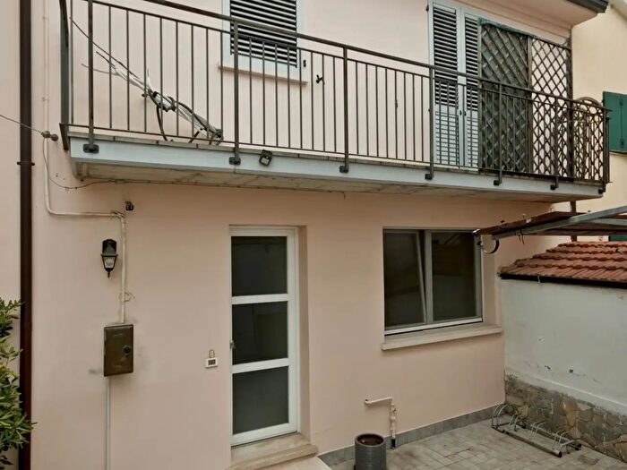 Casa con 5 locali in vendita in Ravenna