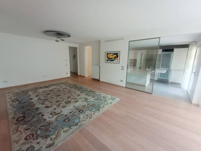 Appartamento con 6 locali in affitto in Viale Eugenio di Savoia, Gries San Quirino, Bolzano