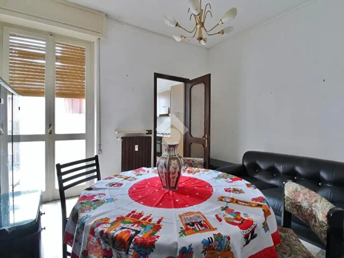 Appartamento trilocale in vendita in Via E Gamalero, Voghera