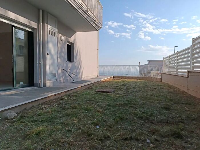 Appartamento trilocale in vendita in Montecorvino Pugliano