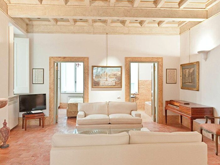 Appartamento trilocale in affitto in Via dei Banchi Nuovi, Via Giulia, Roma