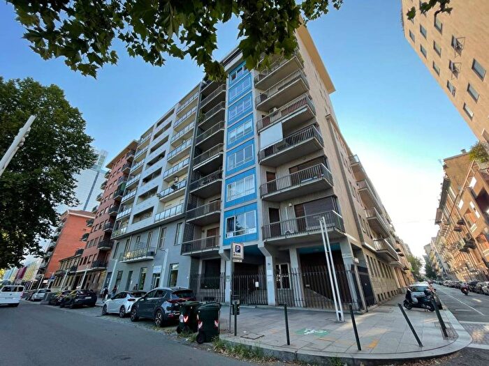 Appartamento con 5 locali in affitto in Corso Inghilterra, Cit Turin, Torino