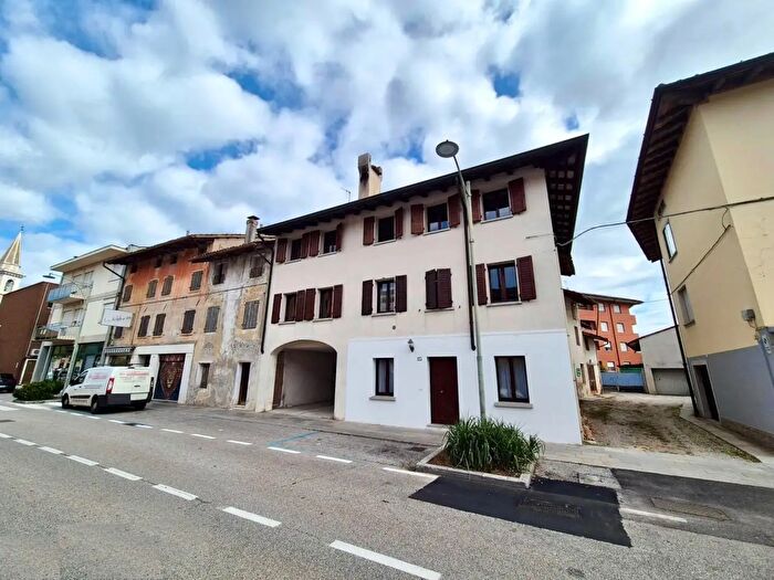 Casa quadrilocale in vendita in Via Giovanni Battista Candotti, Codroipo