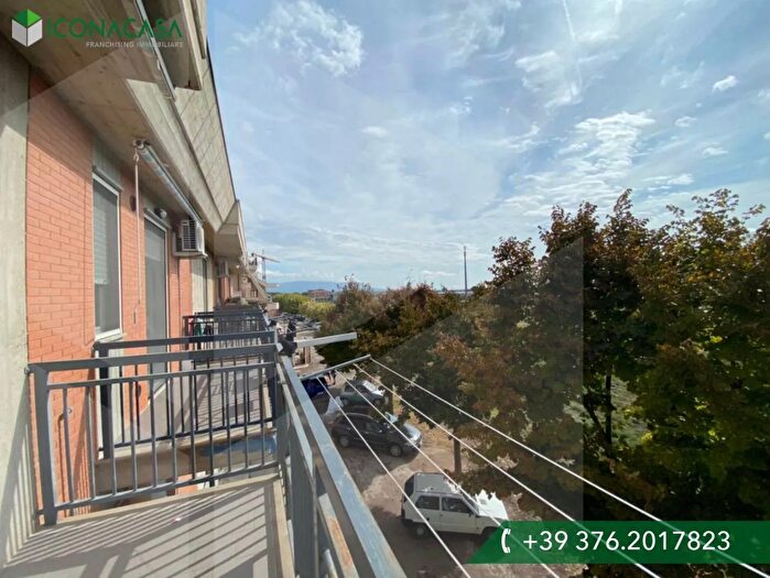 Appartamento con 6 locali in vendita in Via Silvio Pellico, San Severo