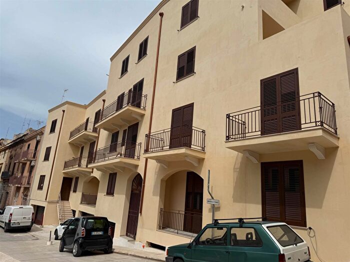 Appartamento trilocale in vendita in Via Biagio di Pietra, Marsala