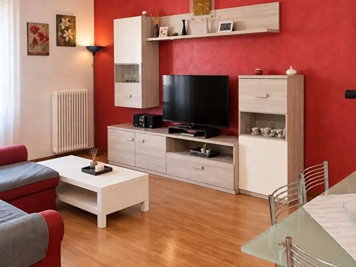 Appartamento quadrilocale in vendita in Via Baron, San Dona' Di Piave
