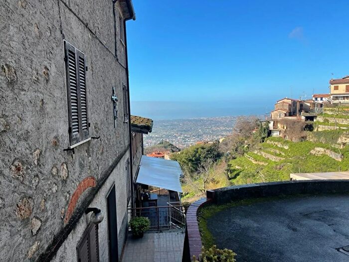 Appartamento monolocale in vendita in Pietrasanta