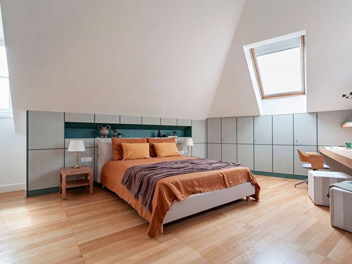 Appartamento trilocale in affitto in Largo Francesco Richini, Missori, Milano