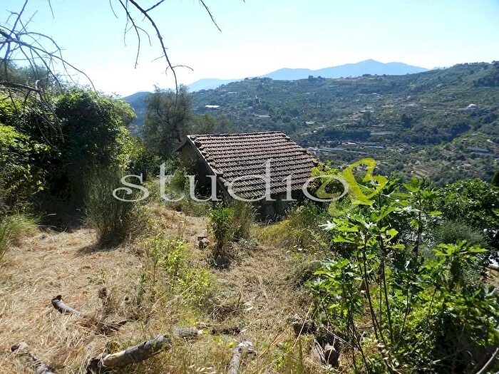 Casa bilocale in vendita in Corso Bernardo Leone, Seborga