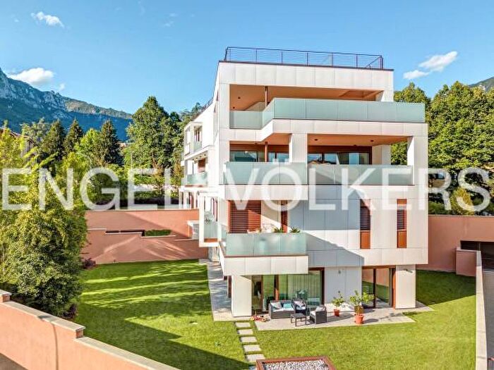 Appartamento con 5 locali in vendita in Lecco