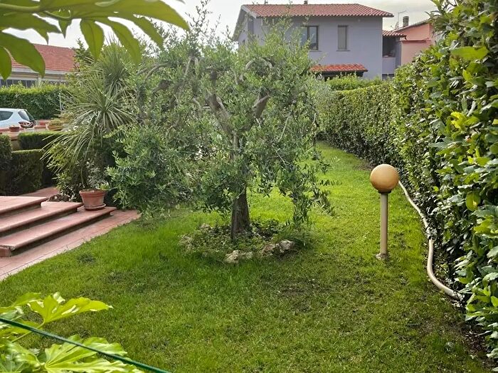 Casa con 5 locali in vendita in San Giuliano Terme