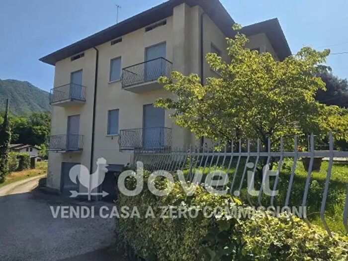 Appartamento quadrilocale in vendita in Via l Bellorini, Laveno Mombello