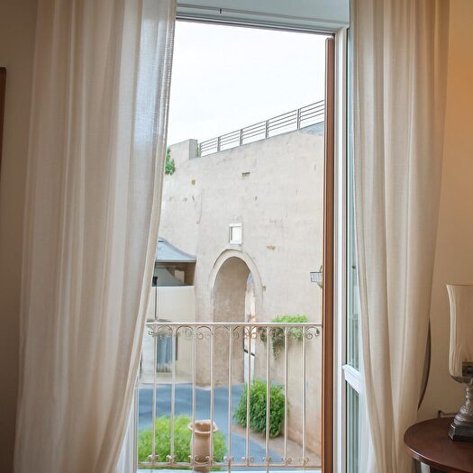 Appartamento con 7 locali in vendita in Via Ruggero Settimo, Siracusa