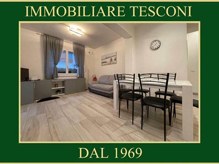 Appartamento quadrilocale in affitto in VIA SANTONIO, Pietrasanta