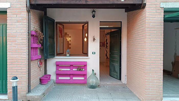 Casa con 5 locali in vendita in Via della Forna, Ferrara