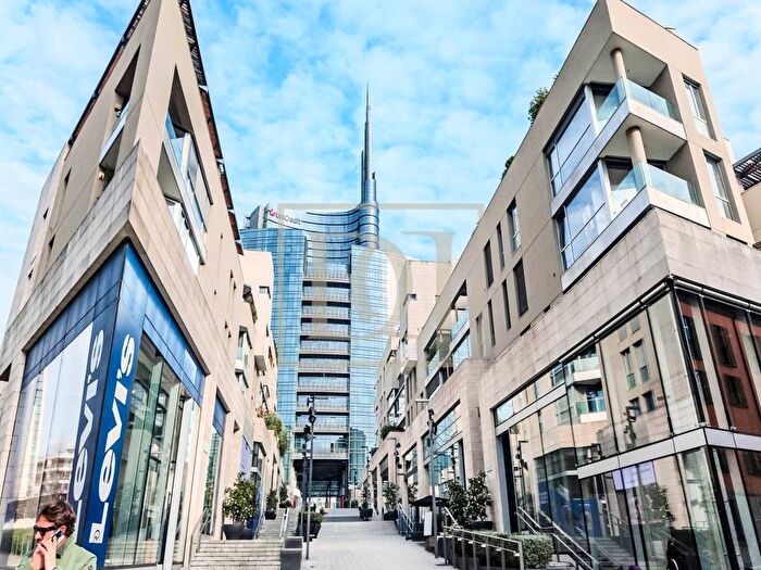 Appartamento bilocale in affitto in Via Vincenzo Capelli, Garibaldi Corso Como, Milano