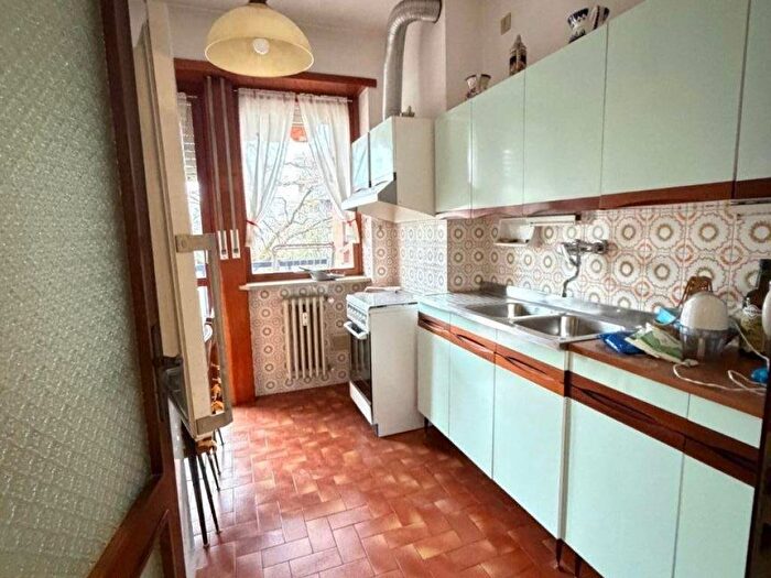 Appartamento trilocale in affitto in Via Pavone, Banchette