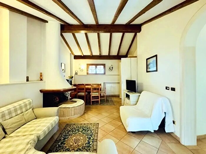 Appartamento trilocale in affitto in Forte Dei Marmi