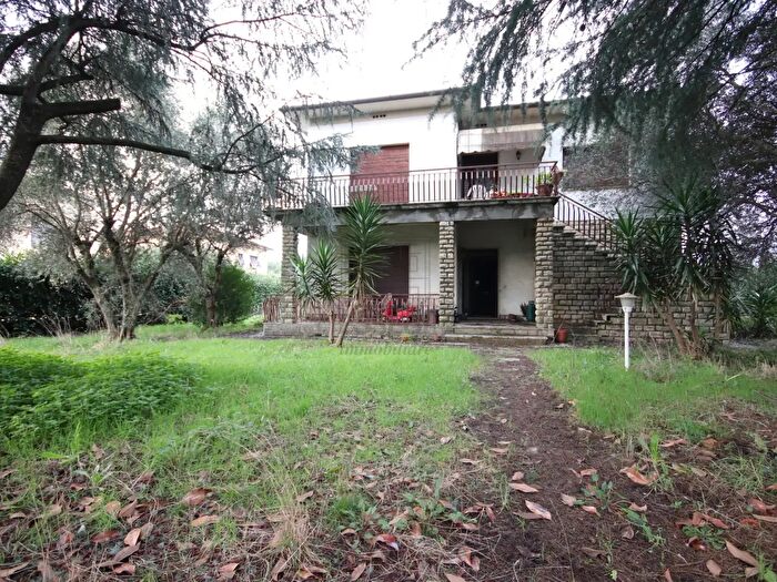 Casa con 12 locali in vendita in Via dellAcquacalda SPietro a Vico, Lucca