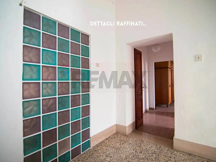 Appartamento con 5 locali in vendita in Via Trento, Roccastrada